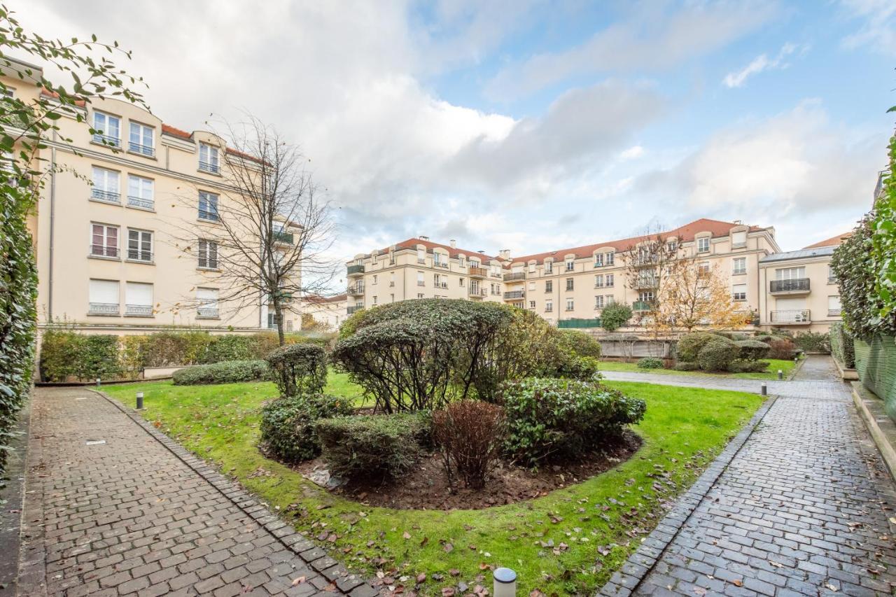 Luxe Flat For 7 - Fairytale Factory Daire Bussy-Saint-Georges Dış mekan fotoğraf